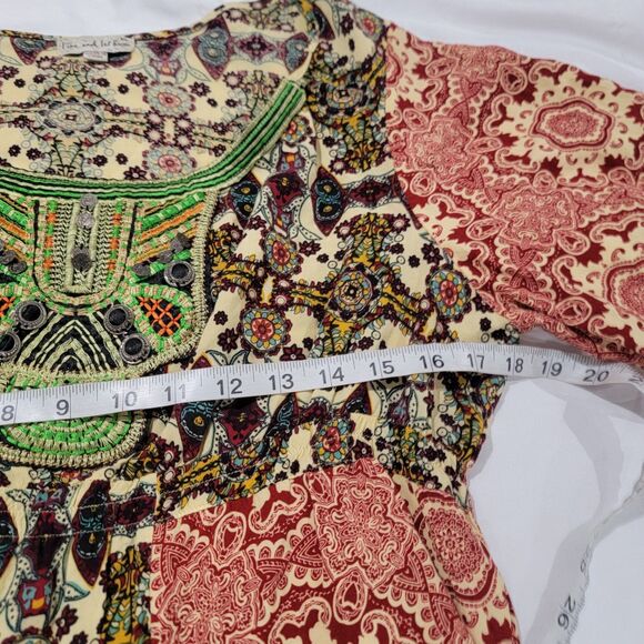 Live And Let Live Womens Top Size XL Boho Hippie Embroidered Floral Beaded - Picture 7 of 7